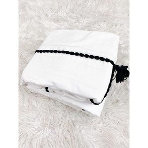 Pottery Barn Dorm Chambray Tassel Duvet Cover Black White Twin / Twin XL NEW